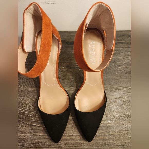 Charles by Charles David Orange Black Suede Strap Pump Heels Almost New Size 8.5 - Picture 4 of 11